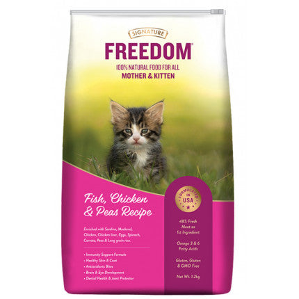 Signature Freedom Fish Chicken and Peas Cat Dry Food - Mother and Kitten