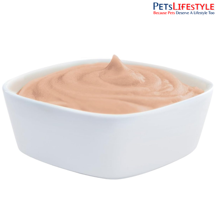 Cat Fest tuna and flying fish roe creamy cat treat texture close-up