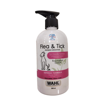 Wahl Flea and Tick Shampoo for Dogs 300 ml